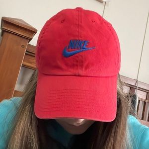 Nike Hat 🧢